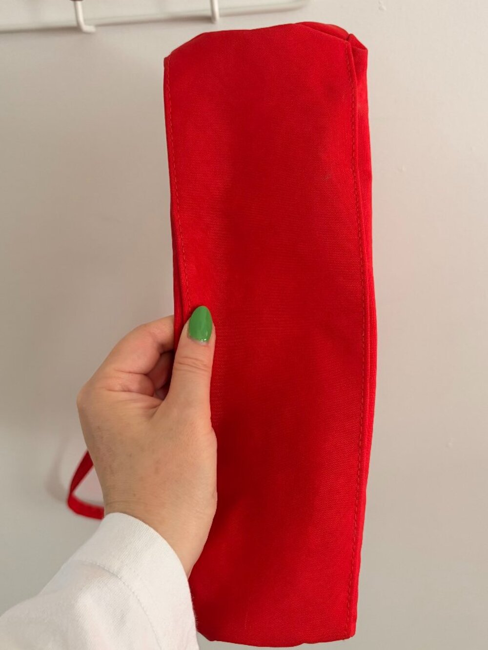 Baggu Regular Nylon Bowler Bag - Candy Apple Red - Picture 4 of 7